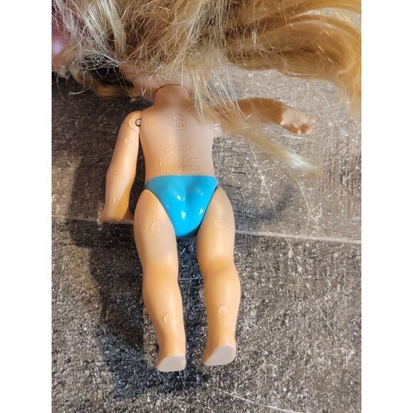 Mattel 1994 toddler Girl doll toy figure - Picture 4 of 5